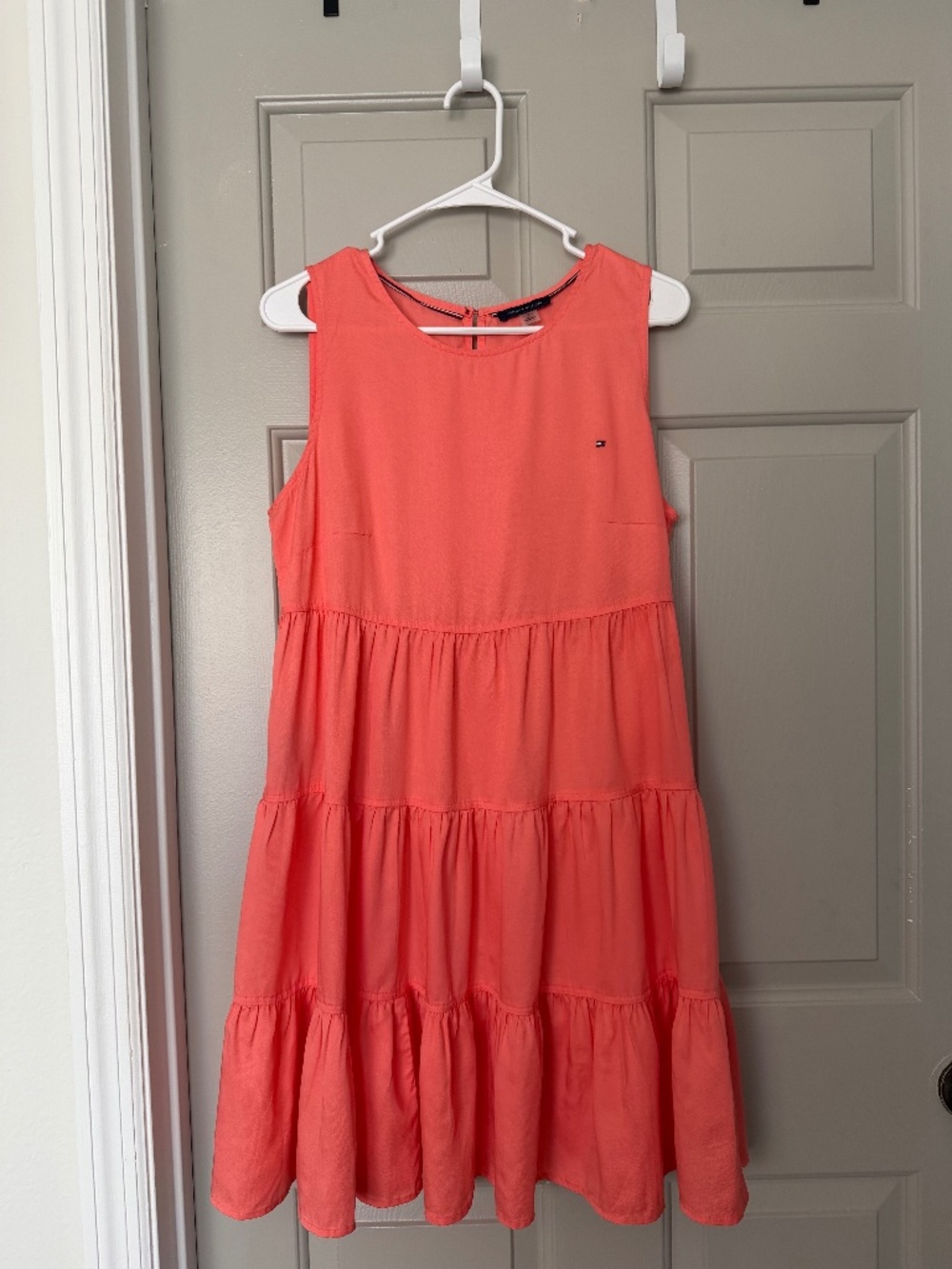 Tommy Hilfiger Coral Tiered Sleeveless Dress NWT Size 10